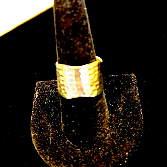 Silpada retired sterling silver and amethyst new ring. Used for display only. - Picture 4 of 4